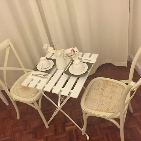 Bed & Breakfast Out Of Time Rome