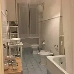 Out Of Time Bed and breakfast Roma